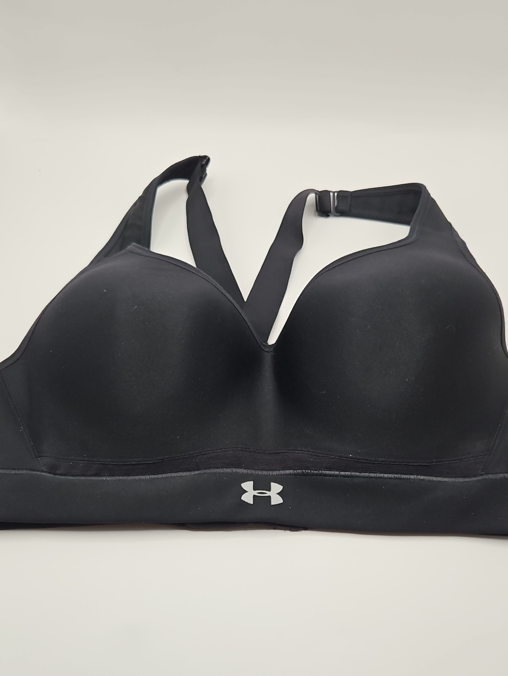Under Armour Black Moulded Cup Sports Bra with Adjustable Straps 34D UA